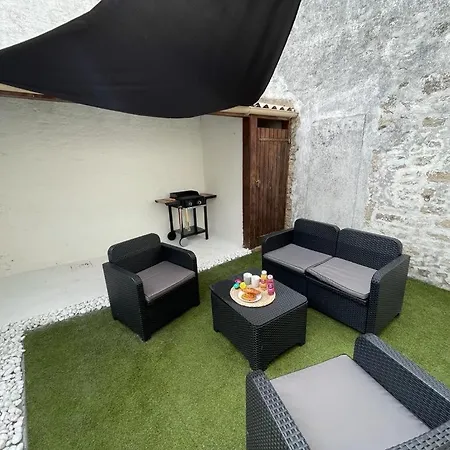 Le Boinot - Patio Prive, Wifi Debit, Netflix, Stationnement Gratuit 아파트 니오르